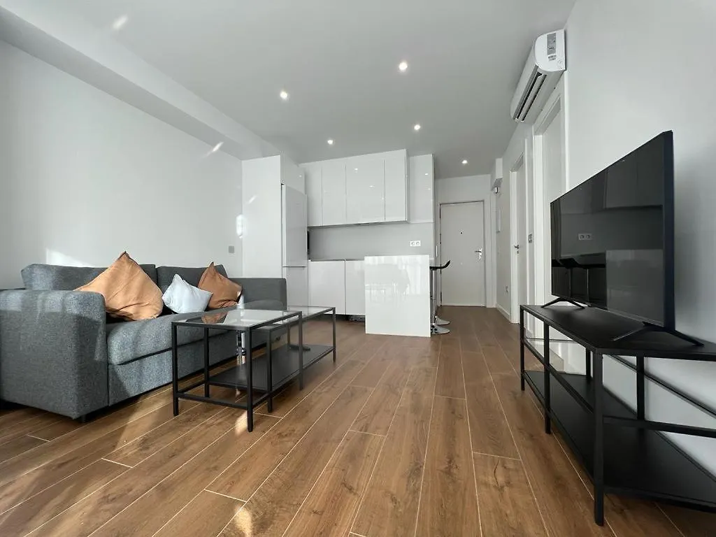 Malagueta 1 Linea De Playa Apartment Malaga