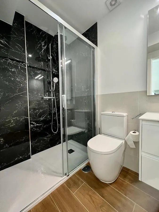 Malagueta 1 Linea De Playa Apartment Malaga Spain