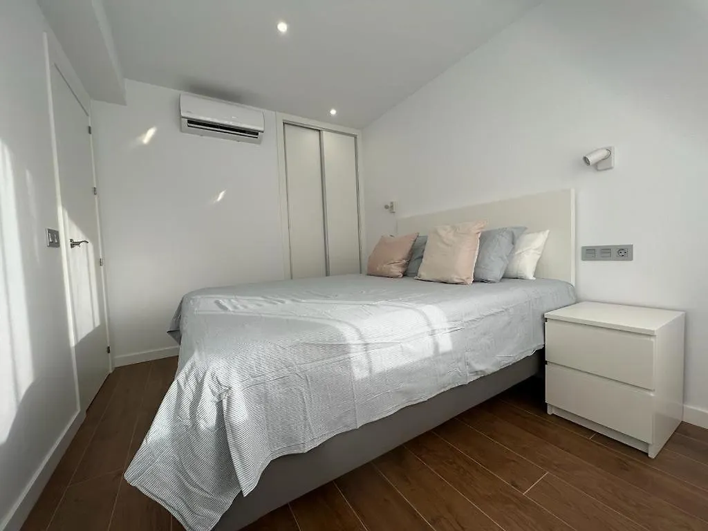 Malagueta 1 Linea De Playa Apartment Malaga Spain